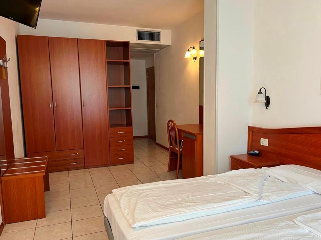 Hotel Florida Limone sul Garda Εξωτερικό φωτογραφία